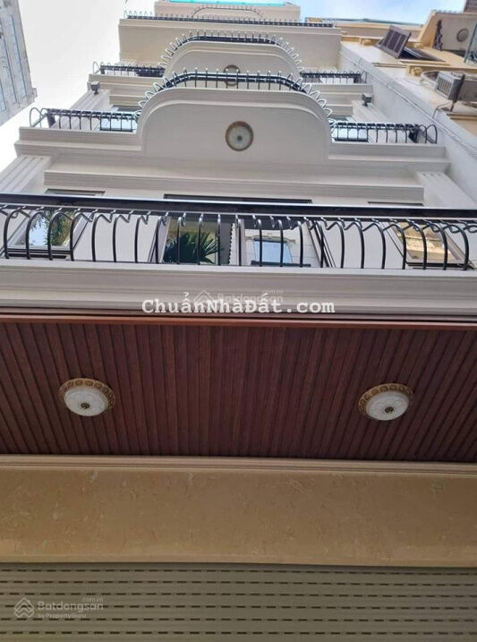 Bán nhà Trịnh Công Sơn, mặt ngõ, ô tô đỗ cửa, 10m ra mặt phố, 50m2, 6 tầng, thang máy, 11.7 tỷ