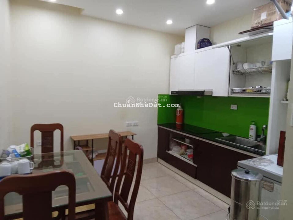 Chính chủ Xuân La, Dân Xây, ô tô đỗ cổng, thông, 2 thoáng, 52m2 x 5 tầng, 5.4 tỷ