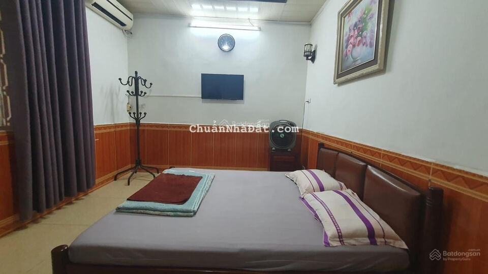 Bán nhà phố Nghi Tàm S: 60m2 5 tầng MT 6m giá 16 tỷ ô tô tránh dừng đỗ ngày đêm (có thương lượng)