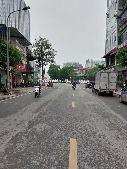 Bán nhà ngõ 612 Lạc Long Quân - Đối diện Lotte - 74m2 x 7 tầng - Ô tô - Thang máy - Giá 18 tỷ