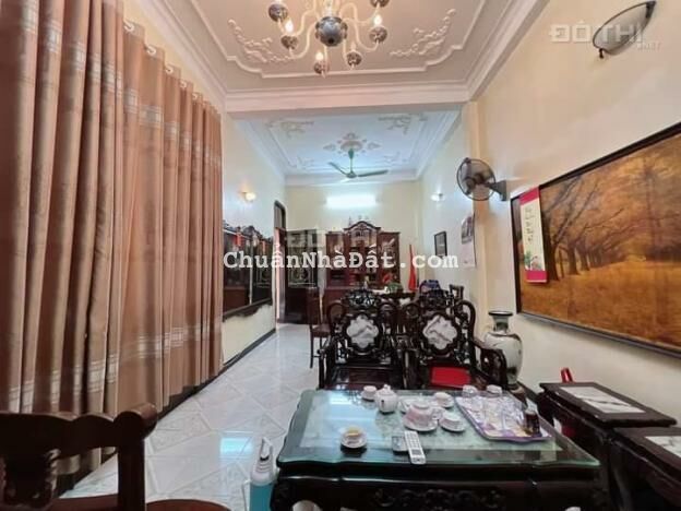 Bán nhà phân lô ôtô đỗ cửa 81m2 ngõ 89 phố lạc long quân