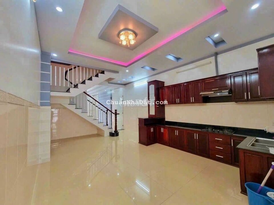 Nhà 1 trệt 1 lầu Khu Nhà ở Bạch Đàn đường Tiến Thành P3 TP Vĩnh Long