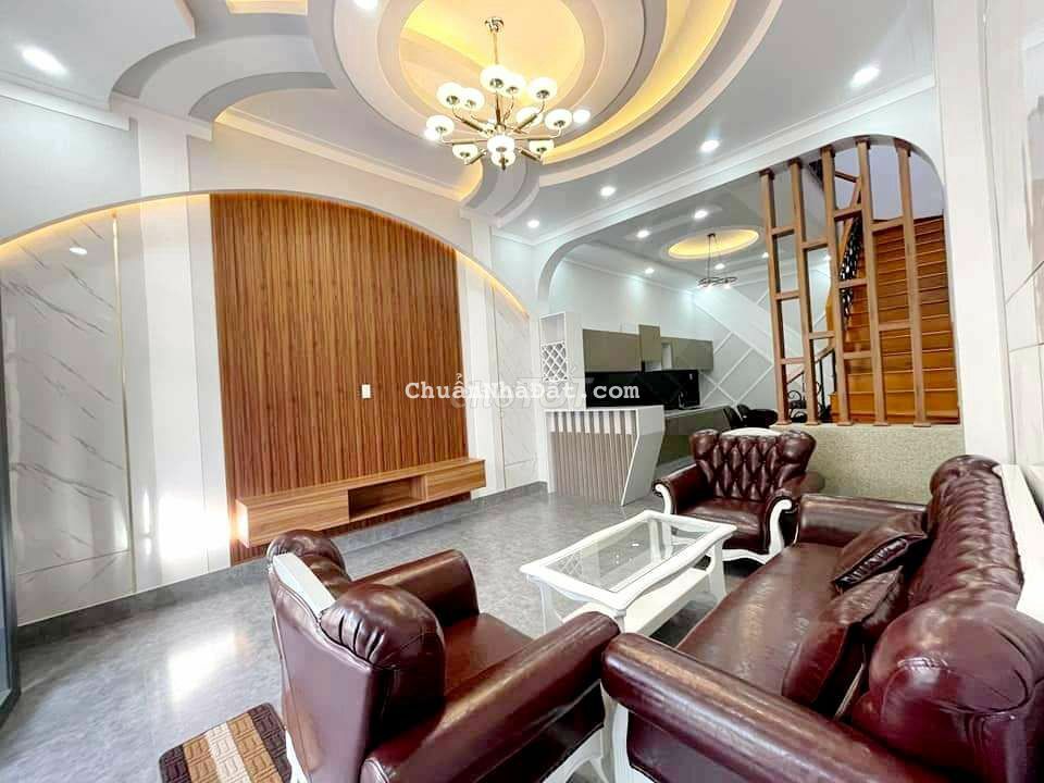 Nhà mới xây Khu Biệt thự Ngọc Vân P3 TP Vĩnh Long (sân đậu ô tô 7 chổ)