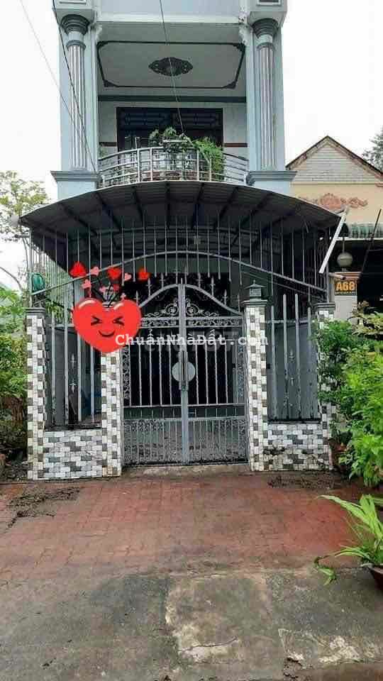 NHÀ LẦU PHƯỜNG 8 KHU VƯỢT LŨ hạ bán gấp 2,1 tỷ NHÀ LẦU PHƯỜNG 8 KHU VƯỢT LŨ hạ bán gấp 2,1 tỷ