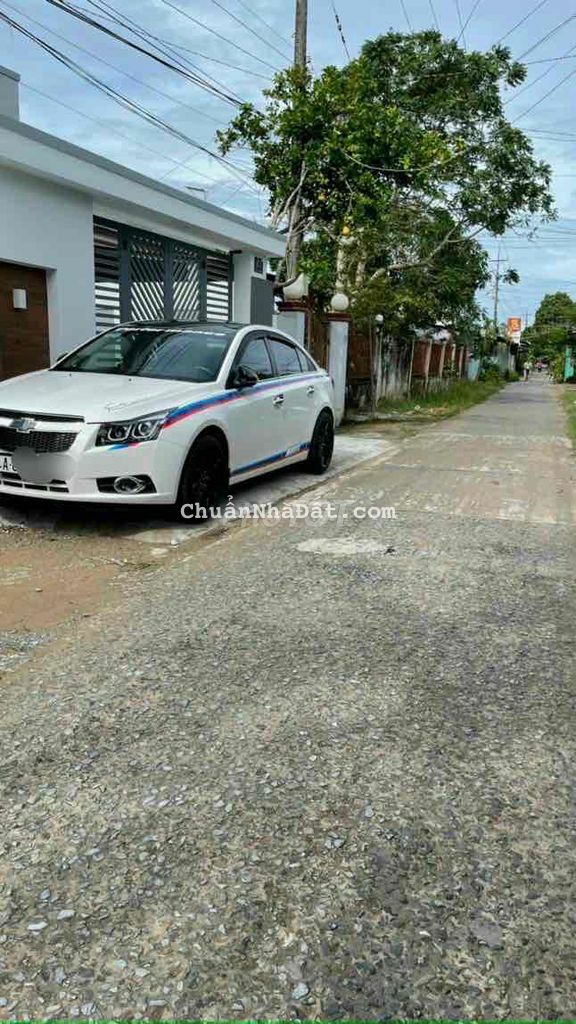 NHÀ PHƯỜNG 8. MỚI TINH LỘ Ô TÔ. gần chợ&trường