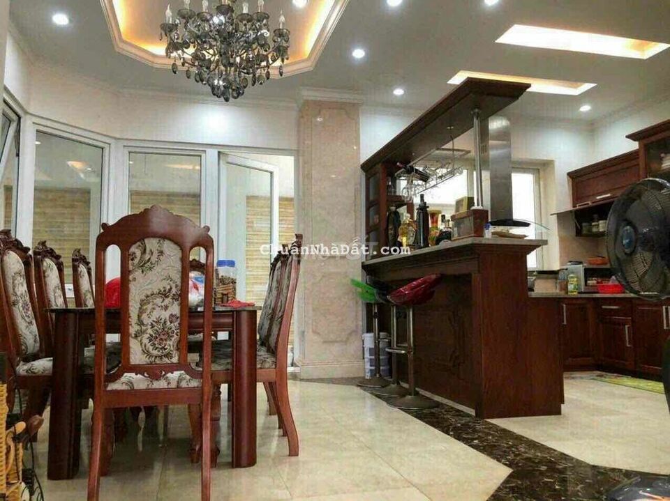 BÁN BIỆT THỰ BÌNH MINH P8 VT. GẦN BÃI SAU. NAY KẸT VỐN BÁN GẤP