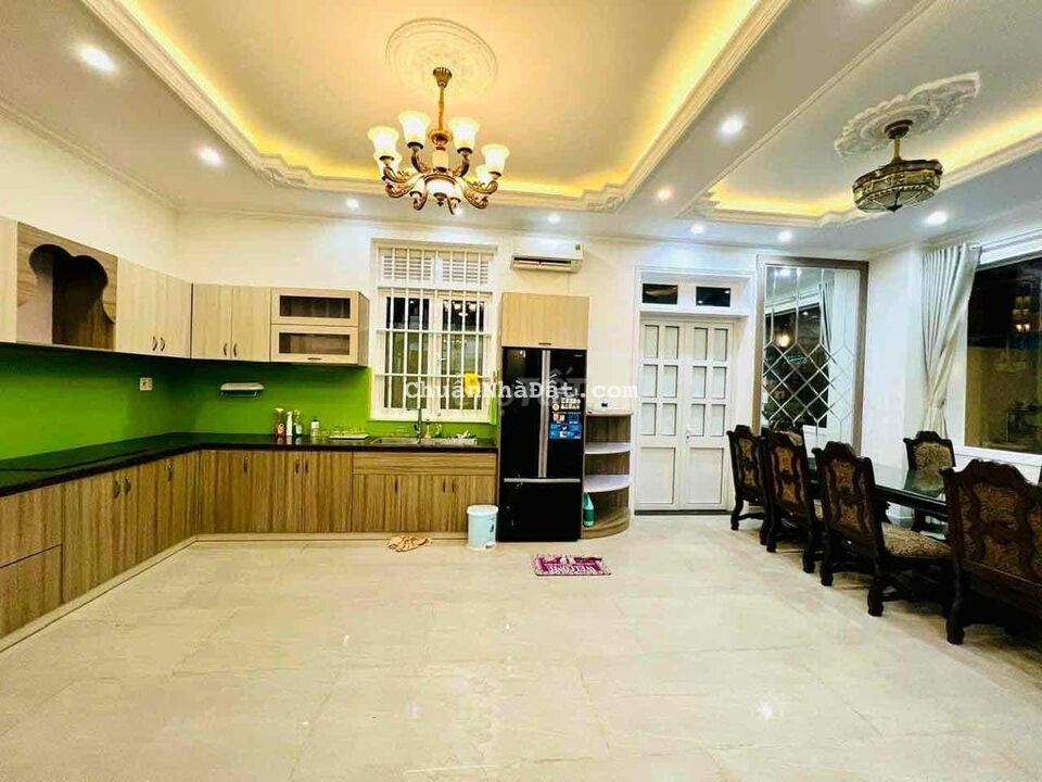 BÁN BIỆT THỰ ĐẸP 192m MẶT TIỀN ĐƯỜNG TRUNG TÂM PHƯỜNG 9 VT GIÁ 12,5TỶ