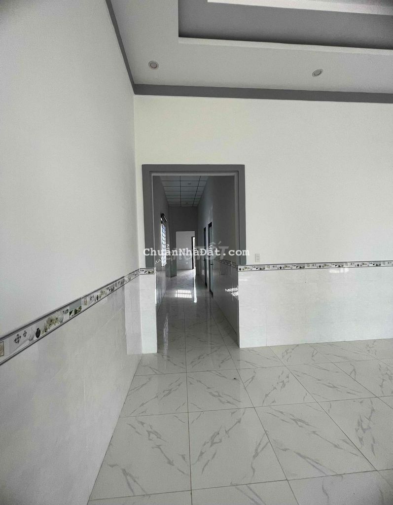 Bán đất tặng nhà khu vực gần Long Khánh, diện tích5x25giá chỉ có 850tr