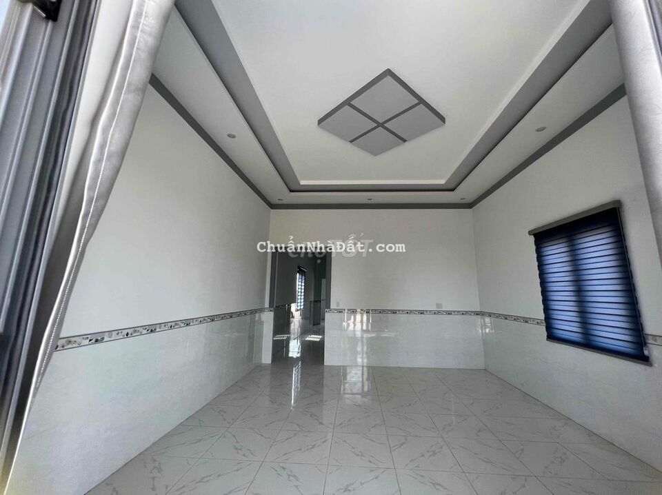 Bán đất tặng nhà khu vực gần Long Khánh, diện tích5x25giá chỉ có 850tr