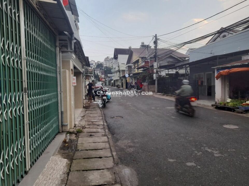 Góc 2 mặt tiền sổ riêng 160m gồm 14 phòng