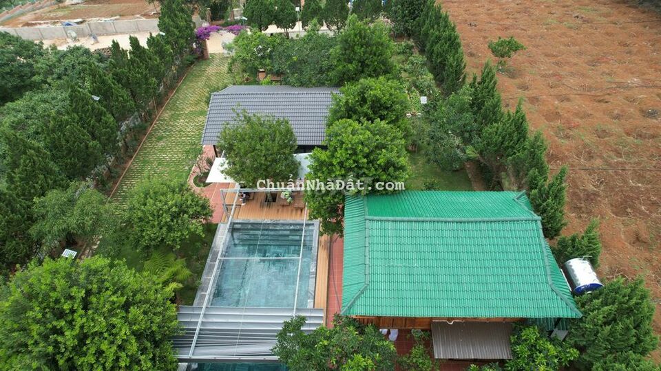 BIỆT THỰ NGHĨ DƯỠNG SÂN VƯỜN 1400M2 ĐÀ LẠT