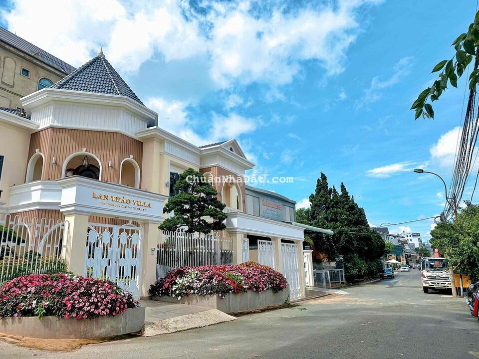 🏡KHU BIỆT THỰ TRẦN QUÝ CÁP - CÁCH HỒ XUÂN HƯƠNG 1.5 KM - Ô TÔ TẬN NƠI