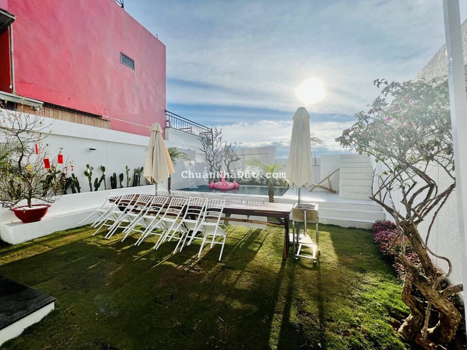 CHỈ 14,7 TỶ CÓ NGAY VILLA SÂN VƯỜN CAO CẤP - CÓ HỒ BƠI - NAM HỒ ĐÀ LẠT