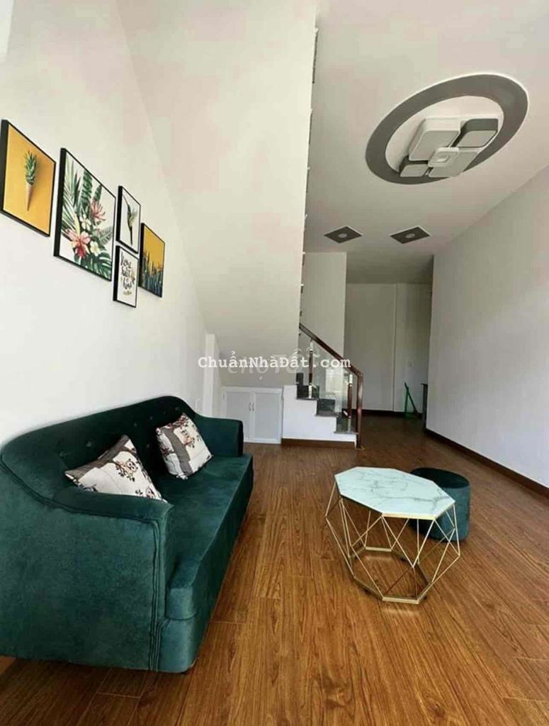 Bán gấp nhà đẹp 3.55 tỷ sổ riêng xây dựng La Sơn P