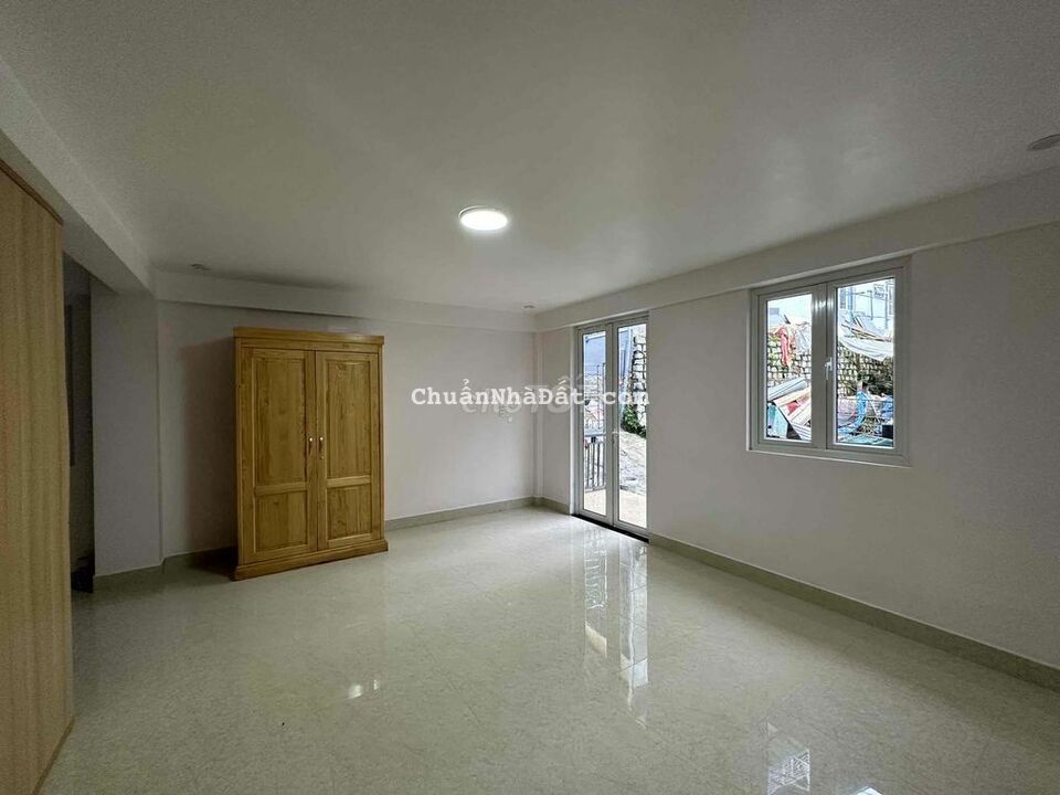 🌸Bán gấp nhà đẹp mới xây dựng phân quyền 3.2 tỷ Ca