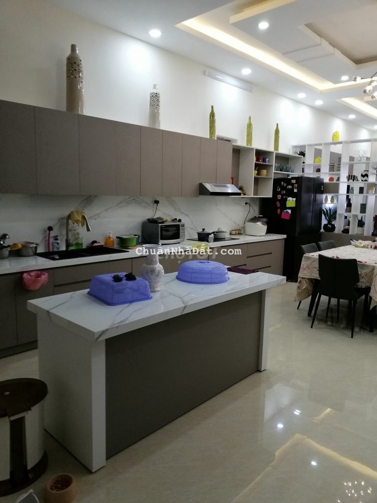 NHÀ ĐẸP 4 TẦNG NỘI THẤT CAO CẤP ĐÀ LẠT