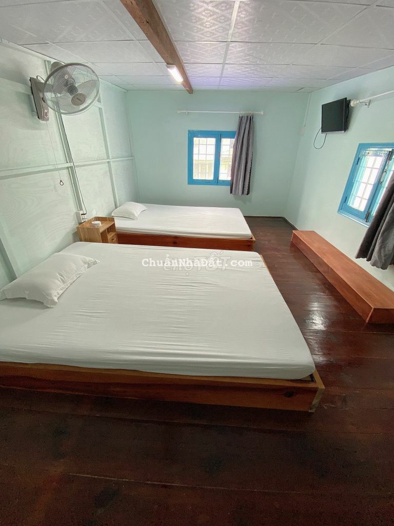 KHÁCH SẠN MẶT TIỀN PHẠM HỒNG THÁI NỐI DÀI P10