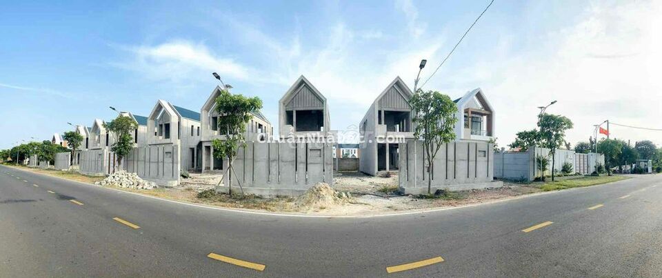 Bán lỗ thu vốn nhà mặt tiền gần biển Lộc An, Hồ Tràm, 100m2 giá 3.5 ty