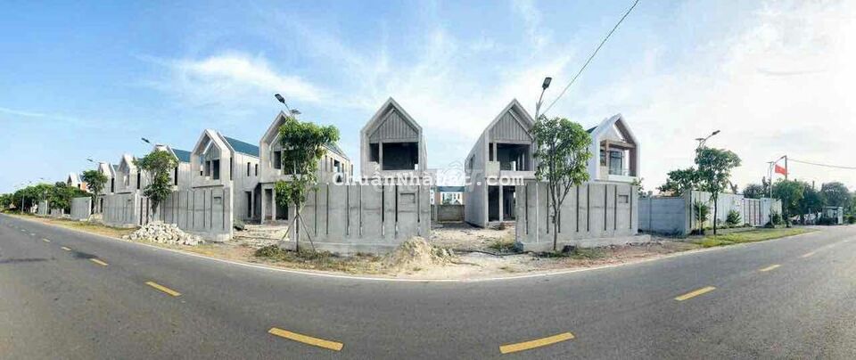 ra 2 biệt thự liền kề, 600m2 với 400m2, 6 phòng ngủ, sổ sẵn, nhà sẵn.