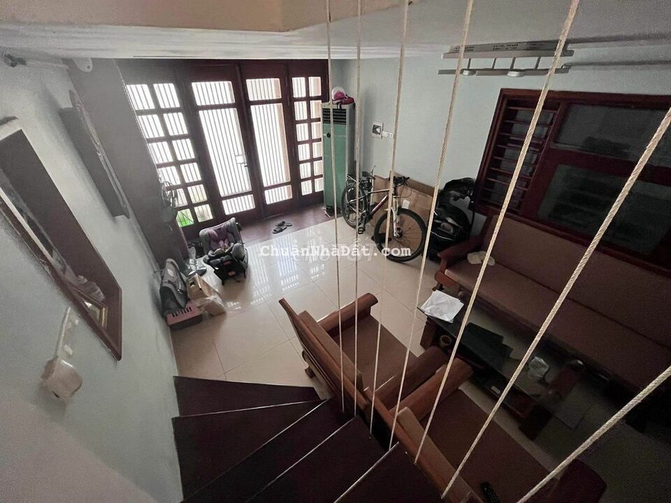 Bán nhà Yên Lãng, 30m, 4 tầng, phân lô, ôtô, kinhdoanh, ôtô tránh 4 tỷ