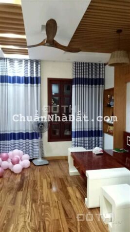 Bán nhà Nguyễn Chí Thanh, 4 Tầng, Phân Lô, ngõ Ô tô, Văn Phòng, Đống Đa, 7,68 tỷ