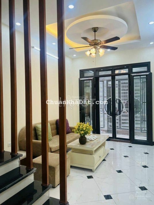 Hiếm! Bán nhà Khâm Thiên, ngõ thông, ở luôn, mới, 32m2*5T chỉ 3,2 tỷ Hiếm! Bán nhà Khâm Thiên, ngõ thông, ở luôn, mới, 32m2*5T chỉ 3,2 tỷ