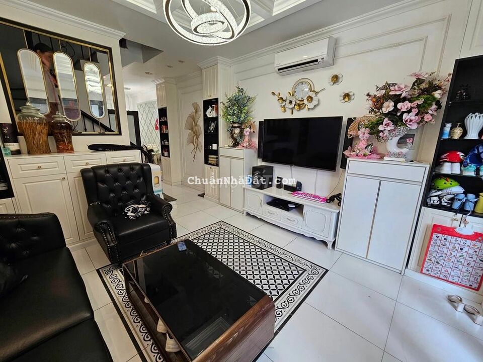 Cực hiếm! Bán nhà Tây Sơn, nhà đẹp ở ngay, gần ô tô 33M2*4T