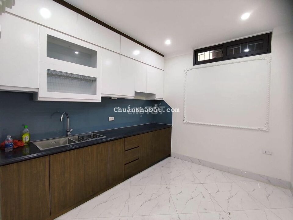 Bán nhà ngõ 360 Xã Đàn, nhà mới cách ô tô 20m 36m 4 tỷ 3