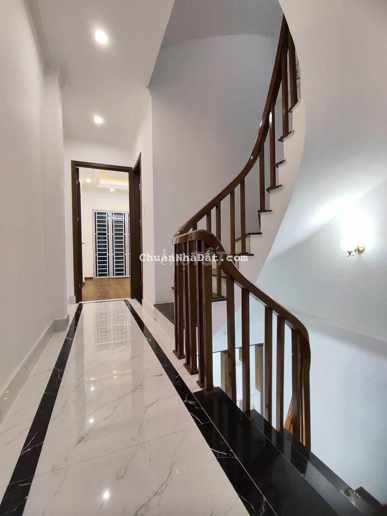 Bán nhà ngõ 360 Xã Đàn, nhà mới cách ô tô 20m 36m 4 tỷ 3