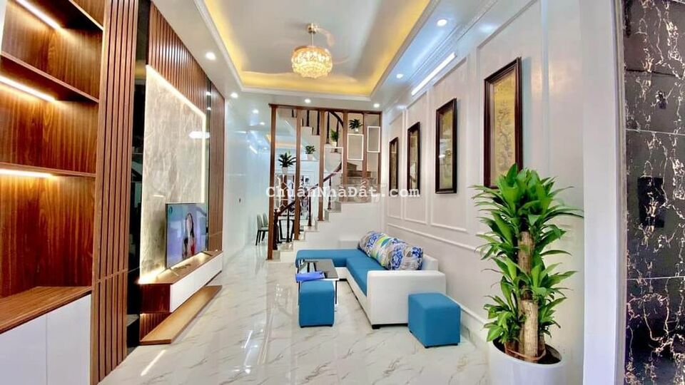 Bán nhà Láng Hạ, 2 thoáng, ở ngay, gần phố, 35,6m2 5T, chỉ nhỉnh 4 tỷ