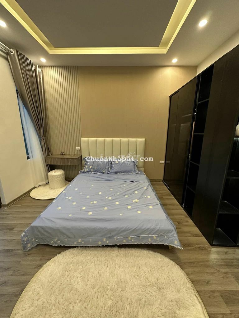 Bán nhà Đống Đa, 35m, 5 tầng, mặt ngõ, ô tô tránh kinh doanh đỉnh