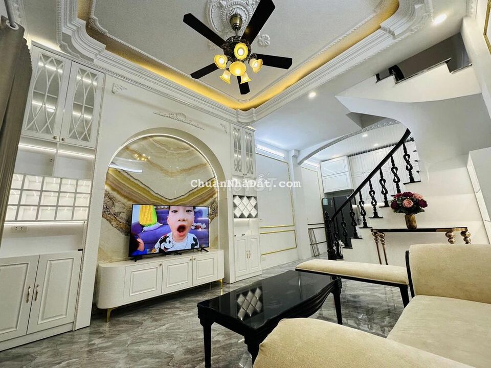 Giá sốc! Hào Nam, ngõ thông, ô tô, thoáng, ở ngay, nhà mới, 36m2*5T