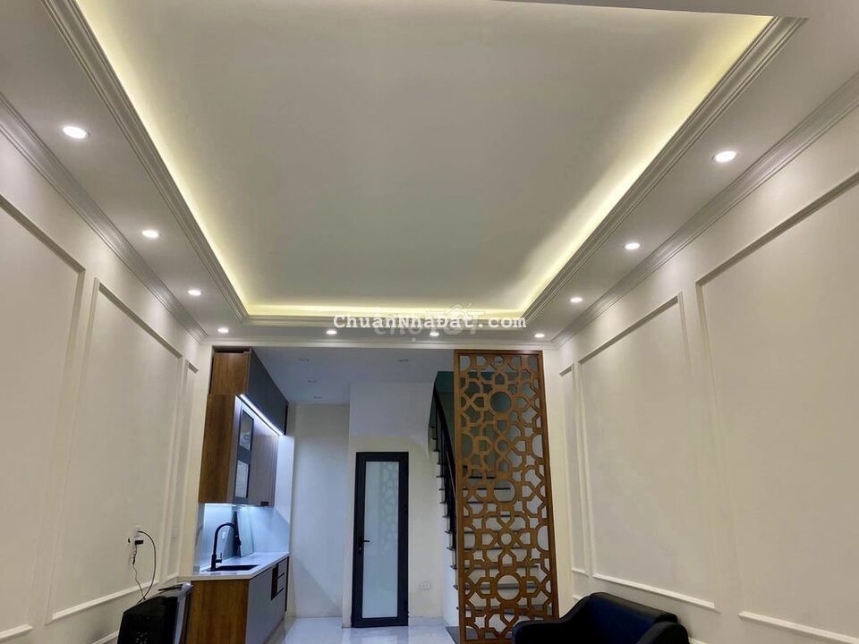 HOT ! Ngõ chợ Khâm Thiên, căn góc, ngõ rộng, 36m2*5T giá chỉ 3,9 tỷ