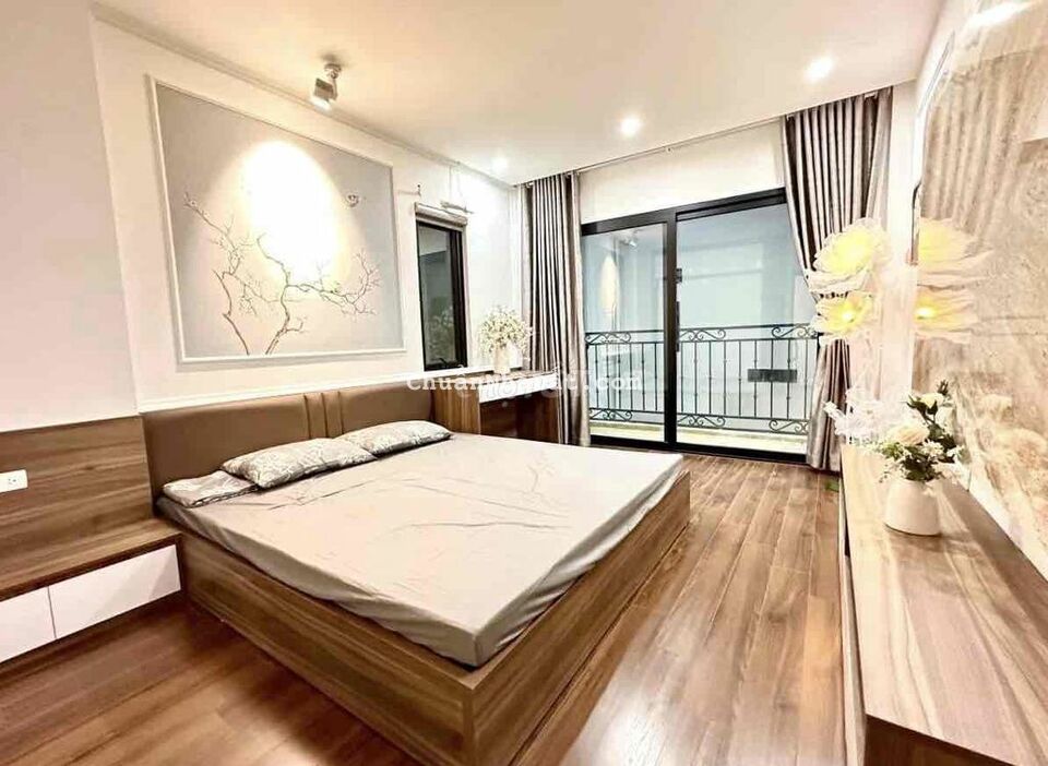 Gấp🏠Thái Thịnh , ngõ thông , nông . 38m2*4t chỉ 4tỷ.