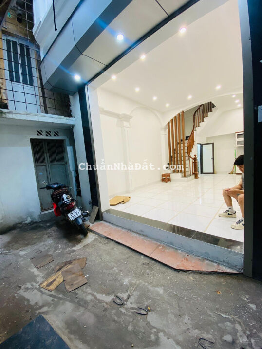 Xã Đàn 38.5m2, 5 tầng, MT 4.9m, 1 ngoặt vào nhà, cách ô tô 40m, nhà mới chất lượng cao, 4.6 tỷ TL