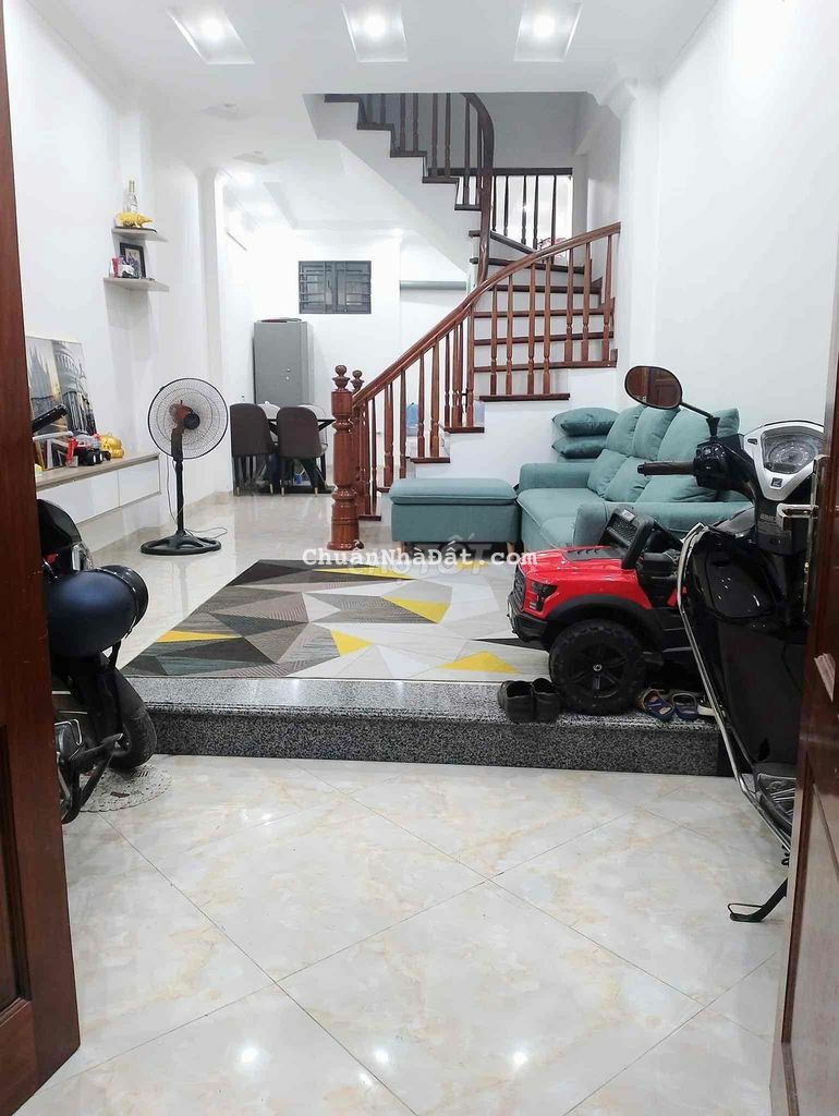 Bán nhà riêng khu Xã Đàn_40m*4T_2 thoáng_Dân xây_Giá rẻ