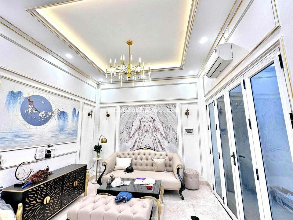 Cực Rẻ! Thái Hà, Gần Phố, Thoáng, O to, Nội thất nhập khẩu xịn sò