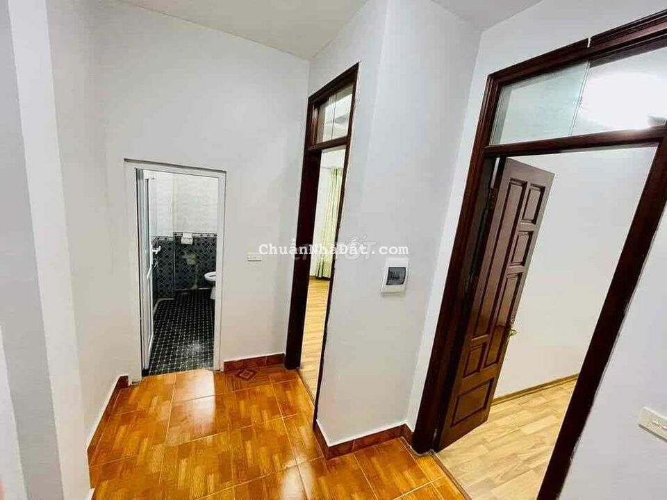 Ở Ngay! Bán nhà Tây Sơn, KD, oto đỗ cửa, 42,6m2*6T nhỉnh 5 tỷ.