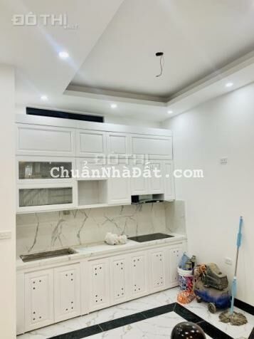 Bán nhà Phân Lô Tây Sơn, 43m2, Ô tô, Văn Phòng, gần Phố Thái Hà, Đống Đa, 8,78 tỷ