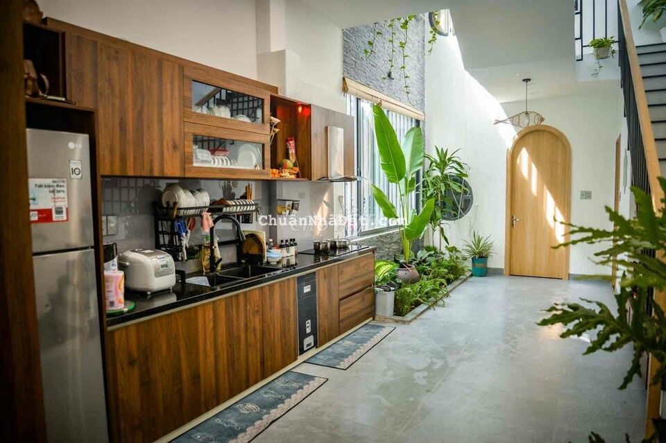 Bán Cực Gấp! Nhà Thái Thịnh, 47m2, 5T, Lô góc, KD, 20m ra phố