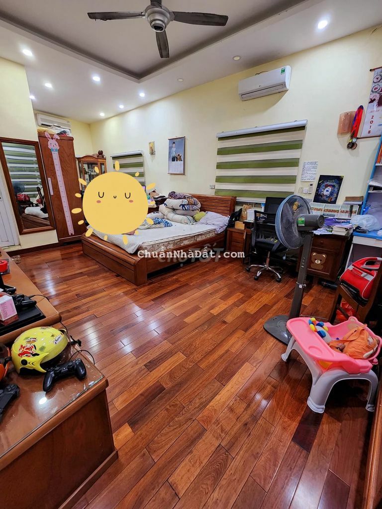 Bán nhà ngõ phố Thái Hà, dân trí cao, ngõ rộng 3m, 45m 5.3 tỷ