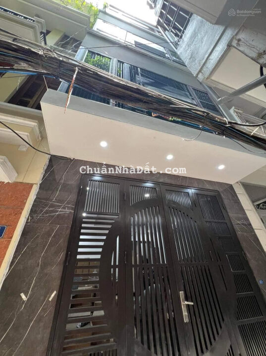 Bán nhà phố Nguyên Hồng - Đống Đa, ô tô vào nhà, DT 45m2*5T*MT 4m, giá nhỉnh 7 tỷ