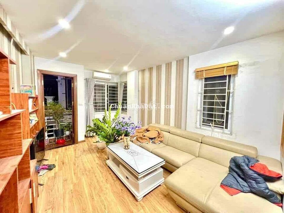 Giảm chào nửa tỷ! Láng Hạ, Thông, Thoáng, Lô Góc, KD, Full tiện ích Giảm chào nửa tỷ! Láng Hạ, Thông, Thoáng, Lô Góc, KD, Full tiện ích