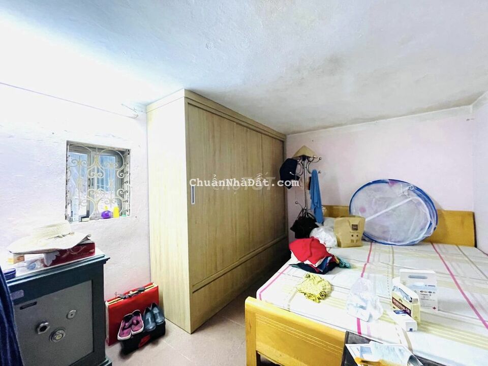 Bán nhà Láng, Đống Đa 47m, 5 tầng, 4.3m mặt tiền, lô góc, ôtô, gần phố