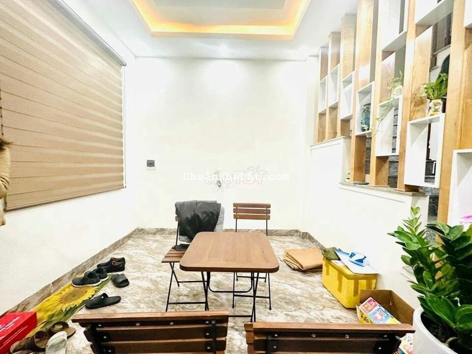 Bán nhà ngõ 67 Thái Thịnh, ngõ 3 gác phi, nhà dân xây 48m2 5.1 tỷ