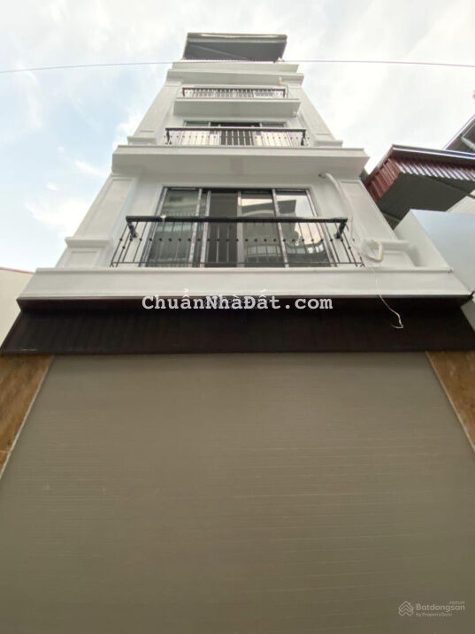 Bán nhà Lương Định Của 6 tầng thang máy, 50m2, MT 4,7m, 2 thoáng, ô tô 16 chỗ vào nhà, giá 10,5 tỷ Bán nhà Lương Định Của 6 tầng thang máy, 50m2, MT 4,7m, 2 thoáng, ô tô 16 chỗ vào nhà, giá 10,5 tỷ