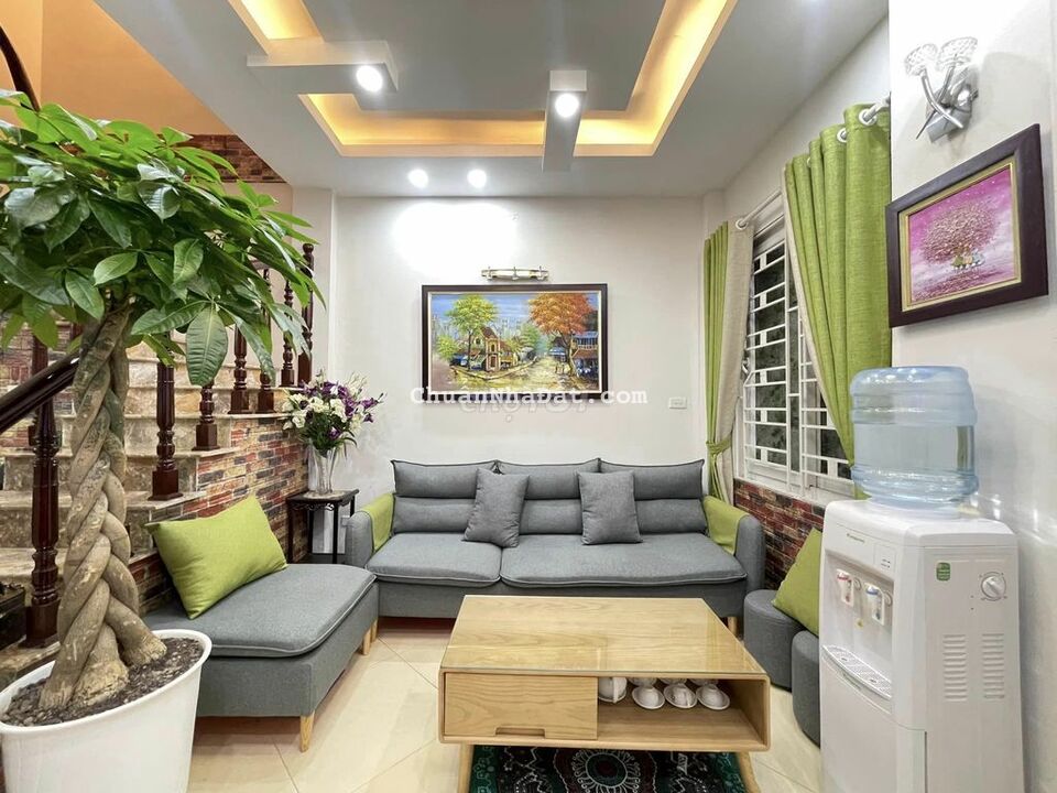 Chùa Láng_3 thoáng_oto cạnh nhà_gần phố_50m x 4T_3.5 tỷ Chùa Láng_3 thoáng_oto cạnh nhà_gần phố_50m x 4T_3.5 tỷ