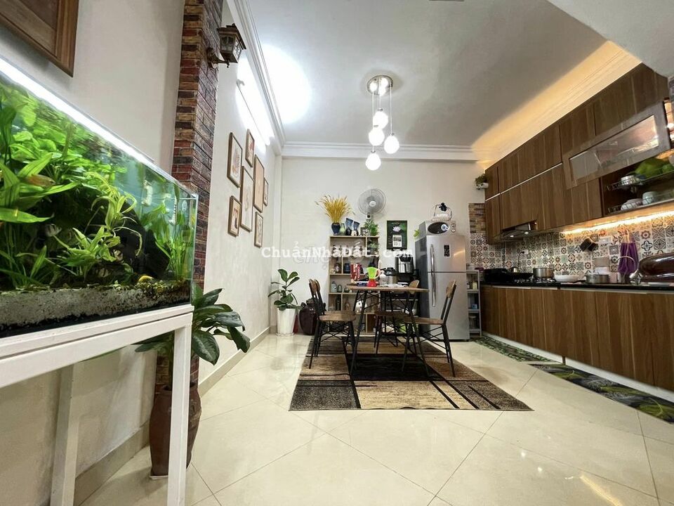 Chùa Láng_3 thoáng_oto cạnh nhà_gần phố_50m x 4T_3.5 tỷ Chùa Láng_3 thoáng_oto cạnh nhà_gần phố_50m x 4T_3.5 tỷ