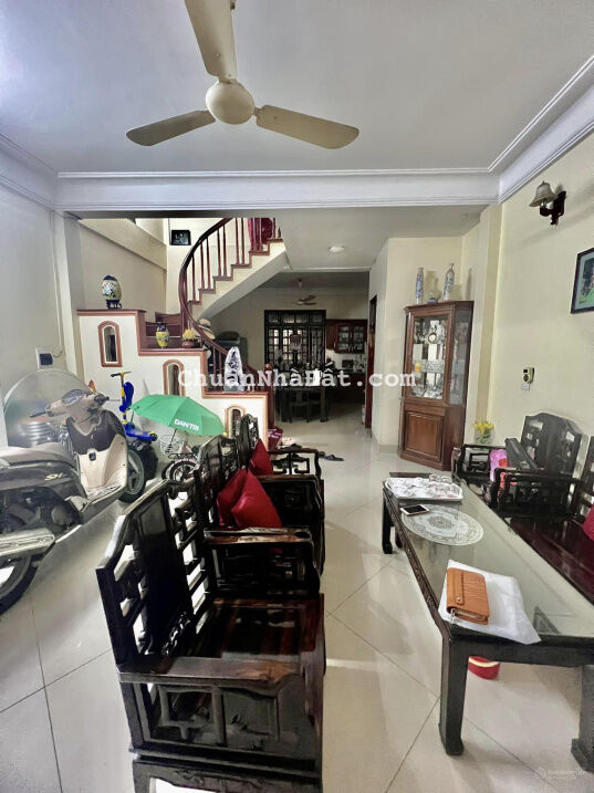 Vip Nguyễn Lương Bằng! Phân lô - ô tô tránh - kinh doanh vp - ở sướng giá 13.5 tỷ Vip Nguyễn Lương Bằng! Phân lô - ô tô tránh - kinh doanh vp - ở sướng giá 13.5 tỷ