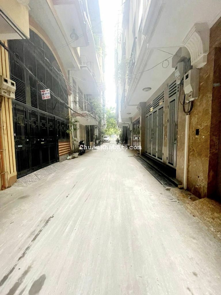 Bán nhà Đống Đa 52m,5MT  6 tầng,thang máy, 2 ô tô vào nhà, kinh doanh